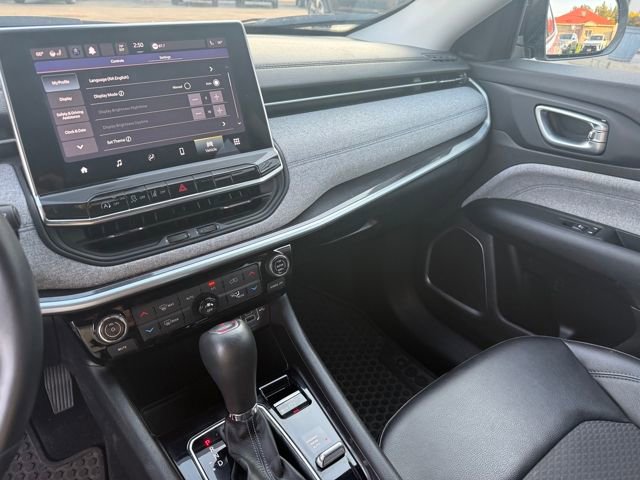 Used 2022 Jeep Compass Latitude w/ Convenience Group image 39