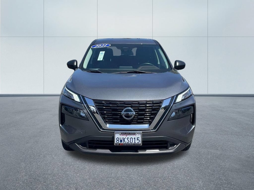 Used 2021 Nissan Rogue S FWD image 2