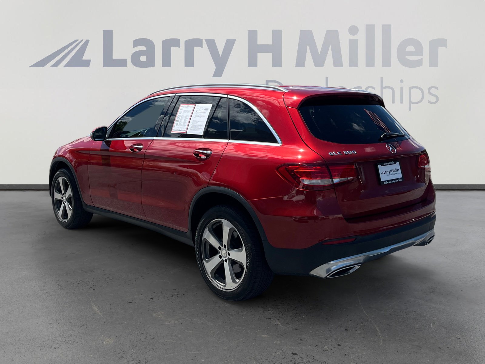 Used 2016 Mercedes-Benz GLC 300 image 3