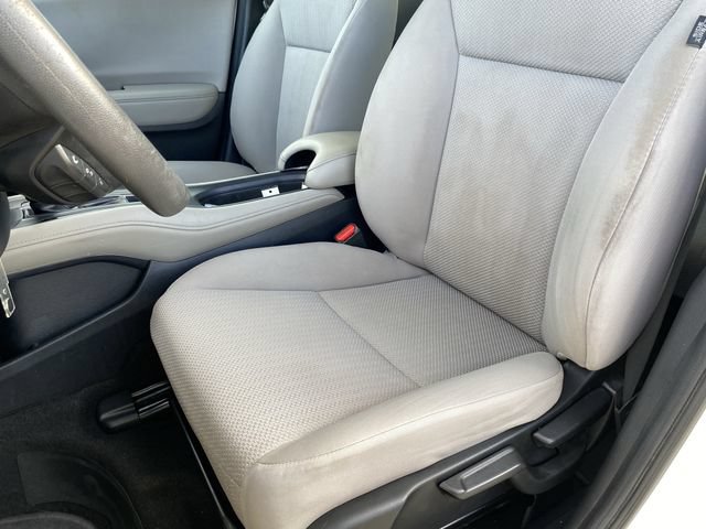Used 2018 Honda HR-V LX image 16