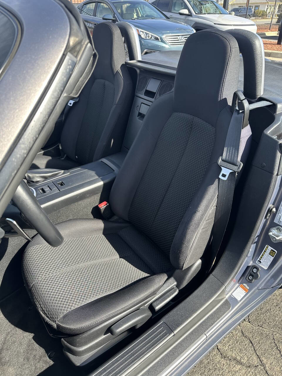 Used 2008 MAZDA MX-5 Miata Sport image 17