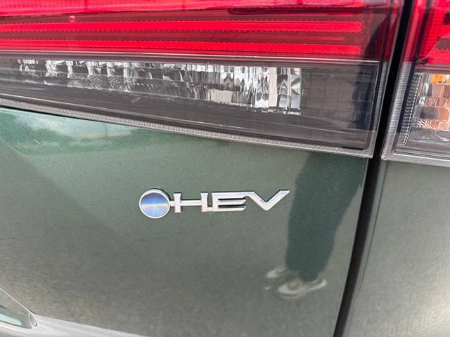 Used 2025 Toyota Highlander XLE AWD/4WD image 14