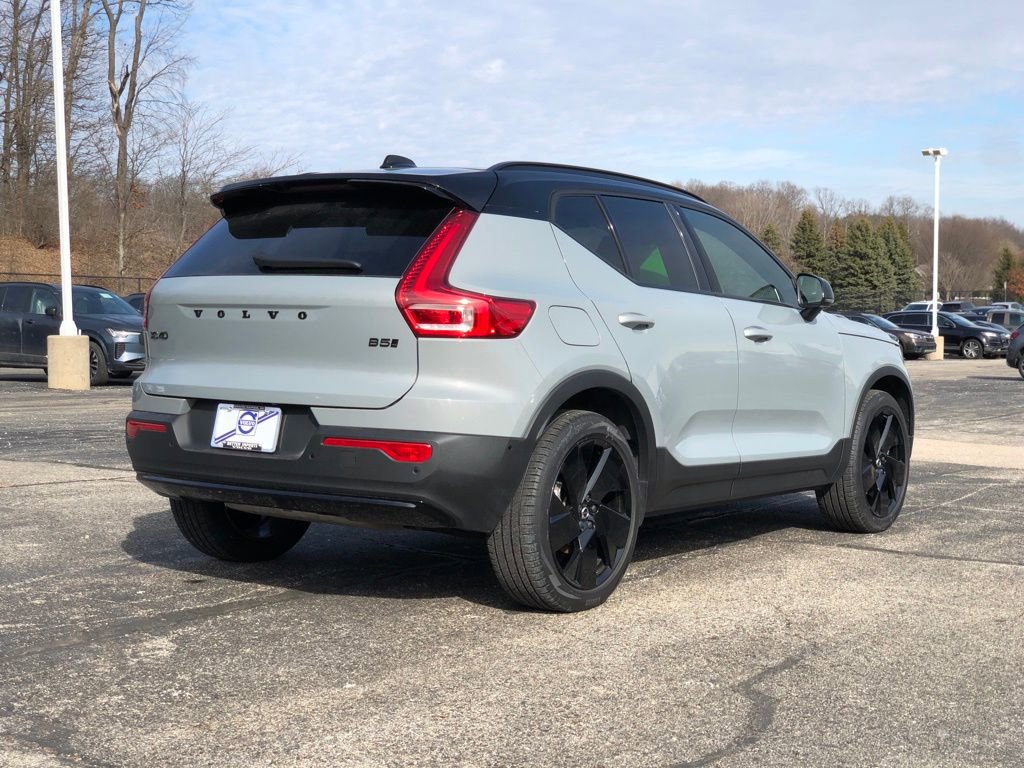 New 2026 Volvo XC40 B5 Ultra w/ Protection Package Premier AWD/4WD image 6