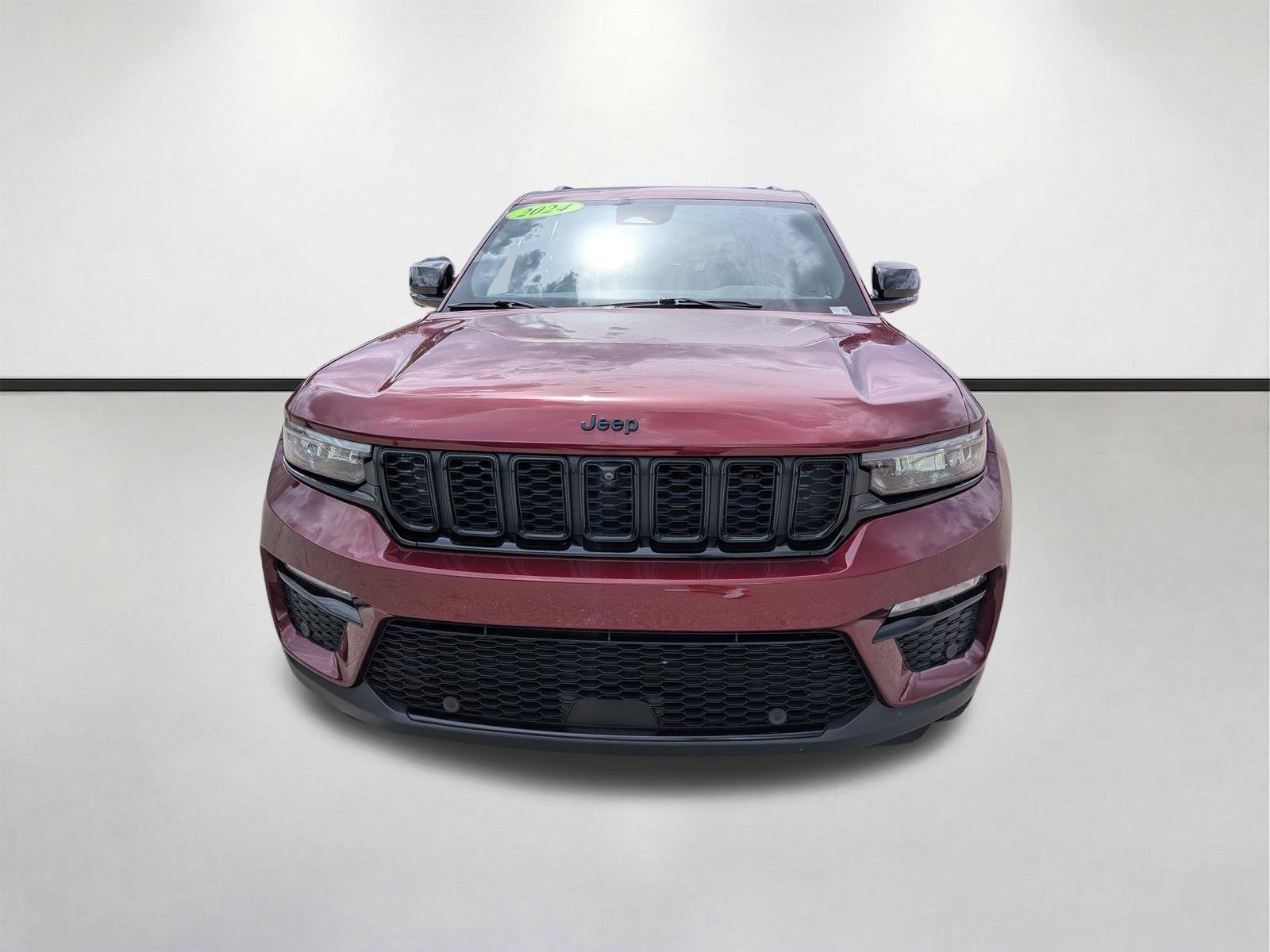 Used 2024 Jeep Grand Cherokee Limited w/ Luxury Tech Group II AWD/4WD image 9