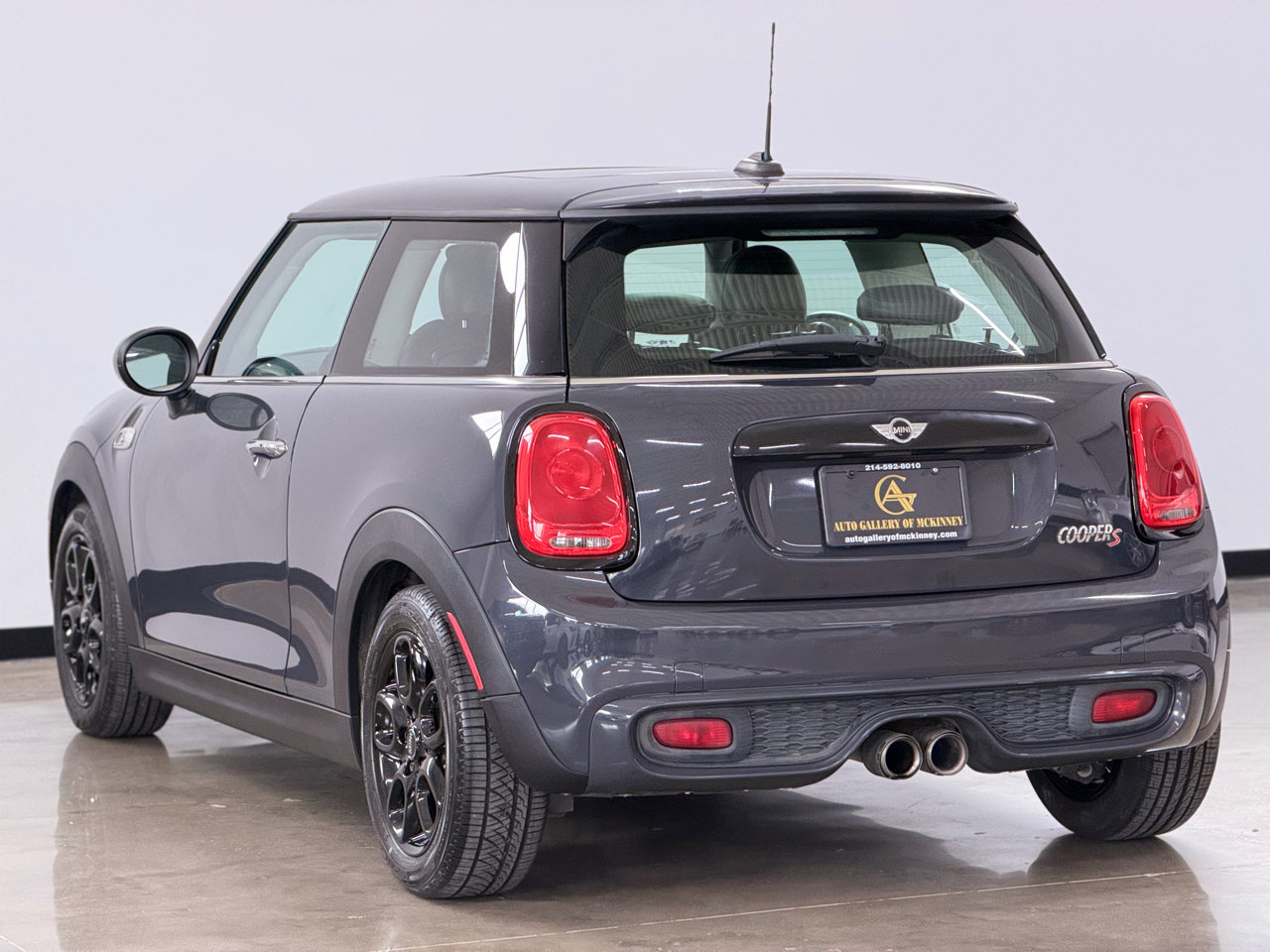 Used 2015 MINI Cooper S image 32