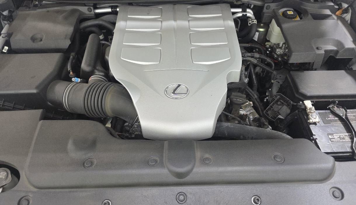 Used 2023 Lexus GX 460 Premium w/ Premium Package AWD/4WD image 12