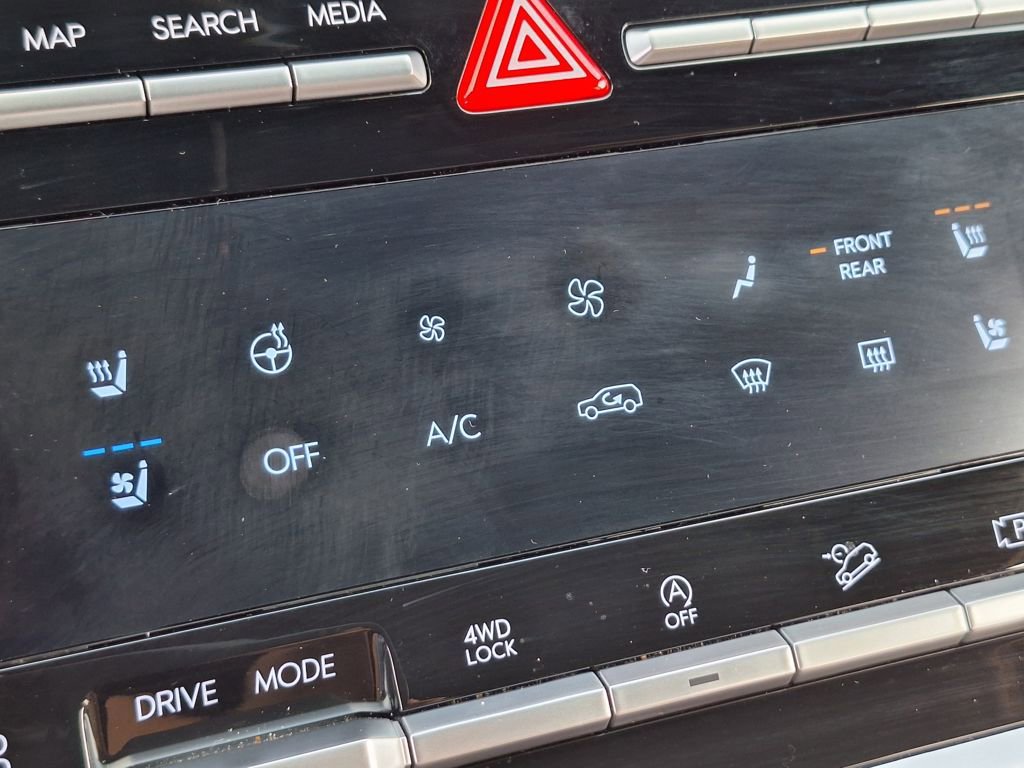 New 2025 Hyundai Santa Fe Limited image 27