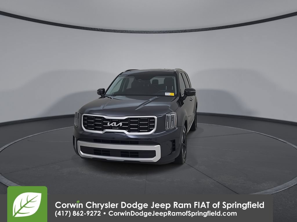 Used 2025 Kia Telluride S AWD/4WD image 4
