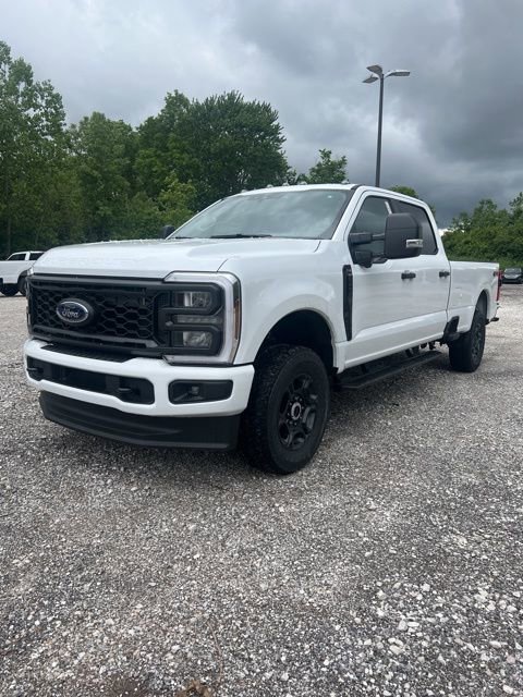 New 2025 Ford F250 Lariat image 2