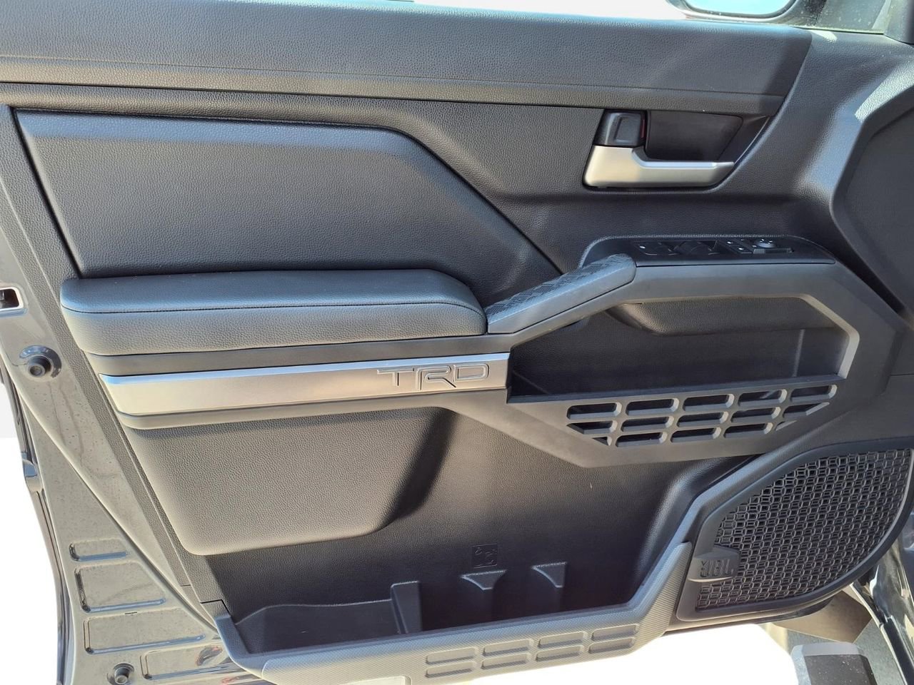 Certified 2024 Toyota Tacoma TRD Off-Road w/ TRD Off Road Upgrade Package AWD/4WD image 13