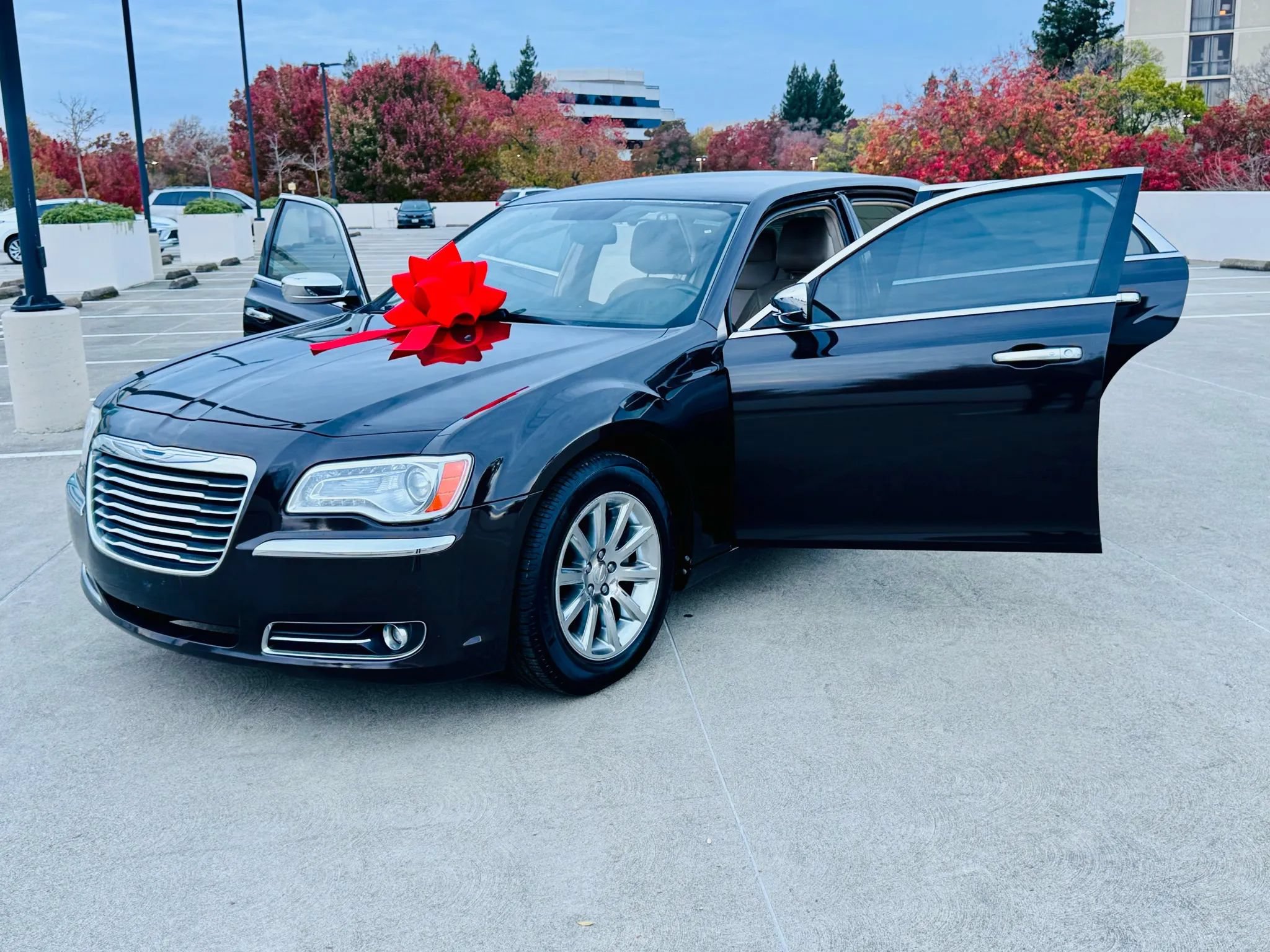 Used 2012 Chrysler 300 Limited RWD image 37