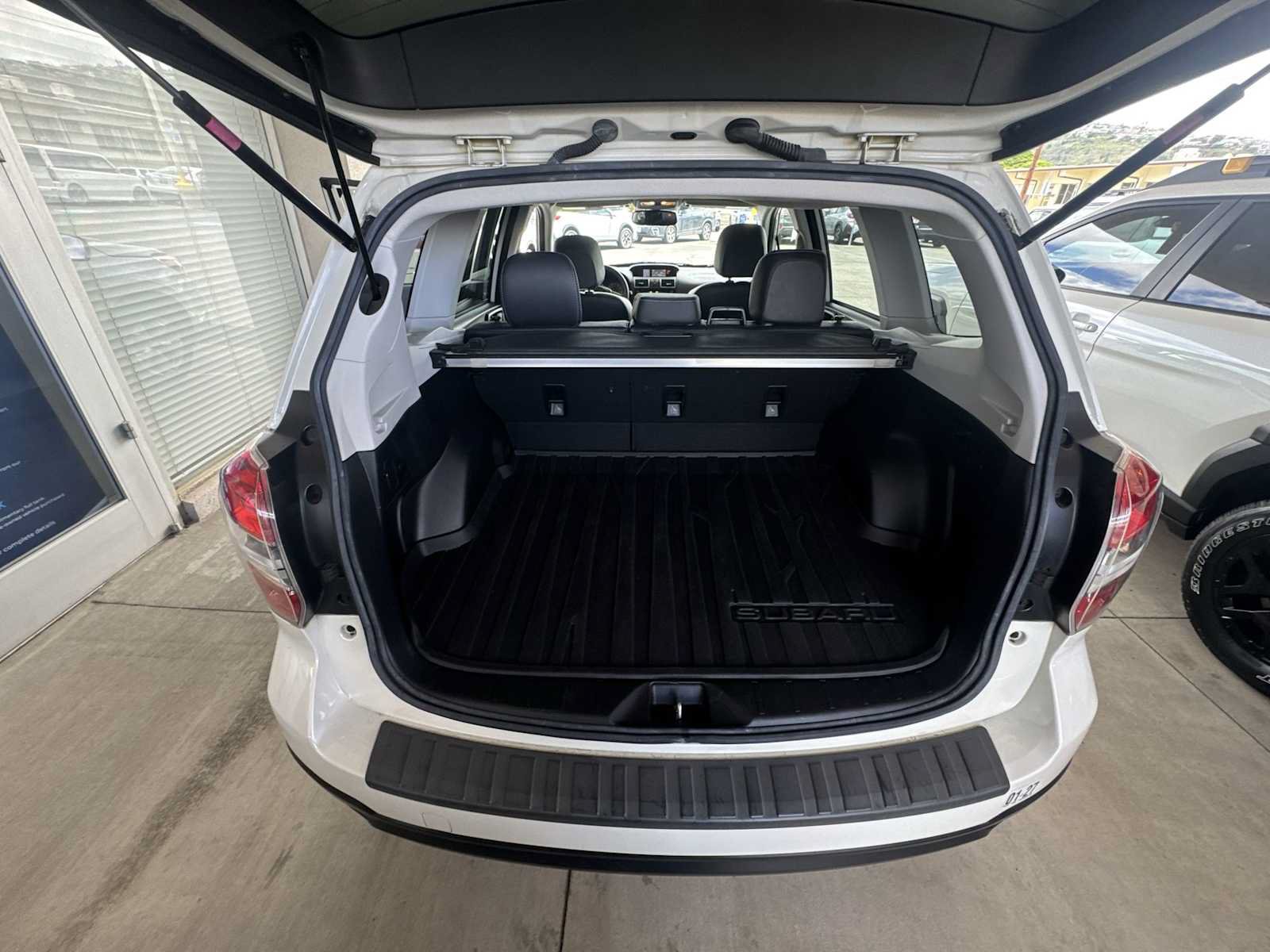 Used 2016 Subaru Forester 2.5i Limited AWD/4WD image 23