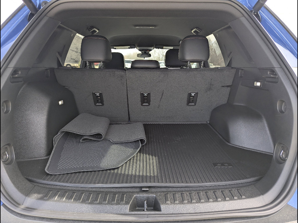 New 2026 Chevrolet Equinox RS w/ LPO, Floor Liner Package image 15