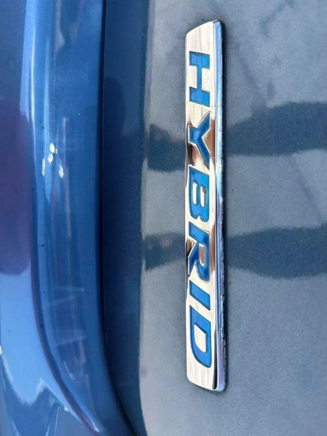 Used 2010 Honda Civic Hybrid Sedan image 48