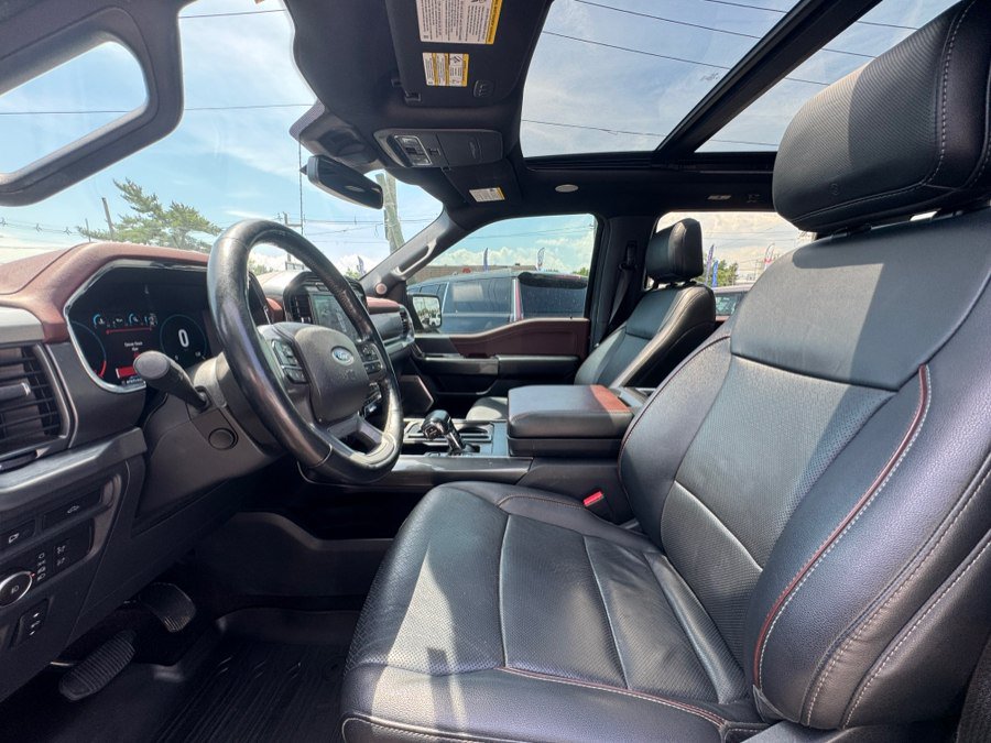 Used 2021 Ford F150 Lariat w/ Luxury Package w/ Equipment Group 502A High AWD/4WD image 23