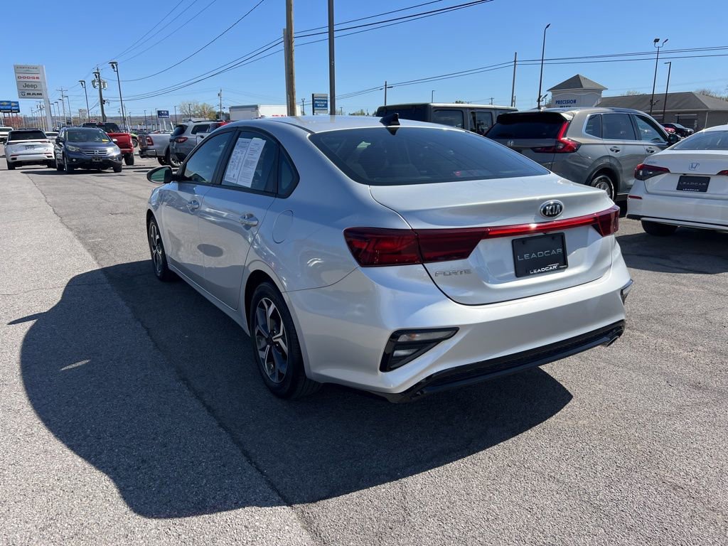 Used 2019 Kia Forte LXS FWD image 3