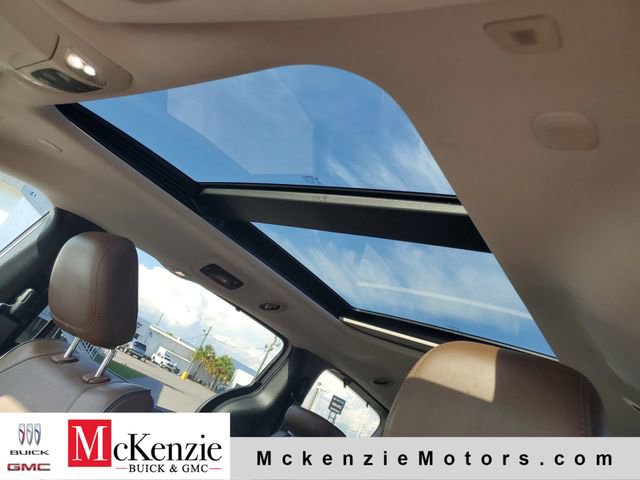 Used 2019 Chrysler Pacifica Limited FWD image 10