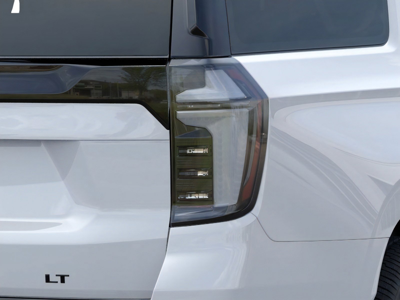 New 2026 Chevrolet Suburban LT image 11