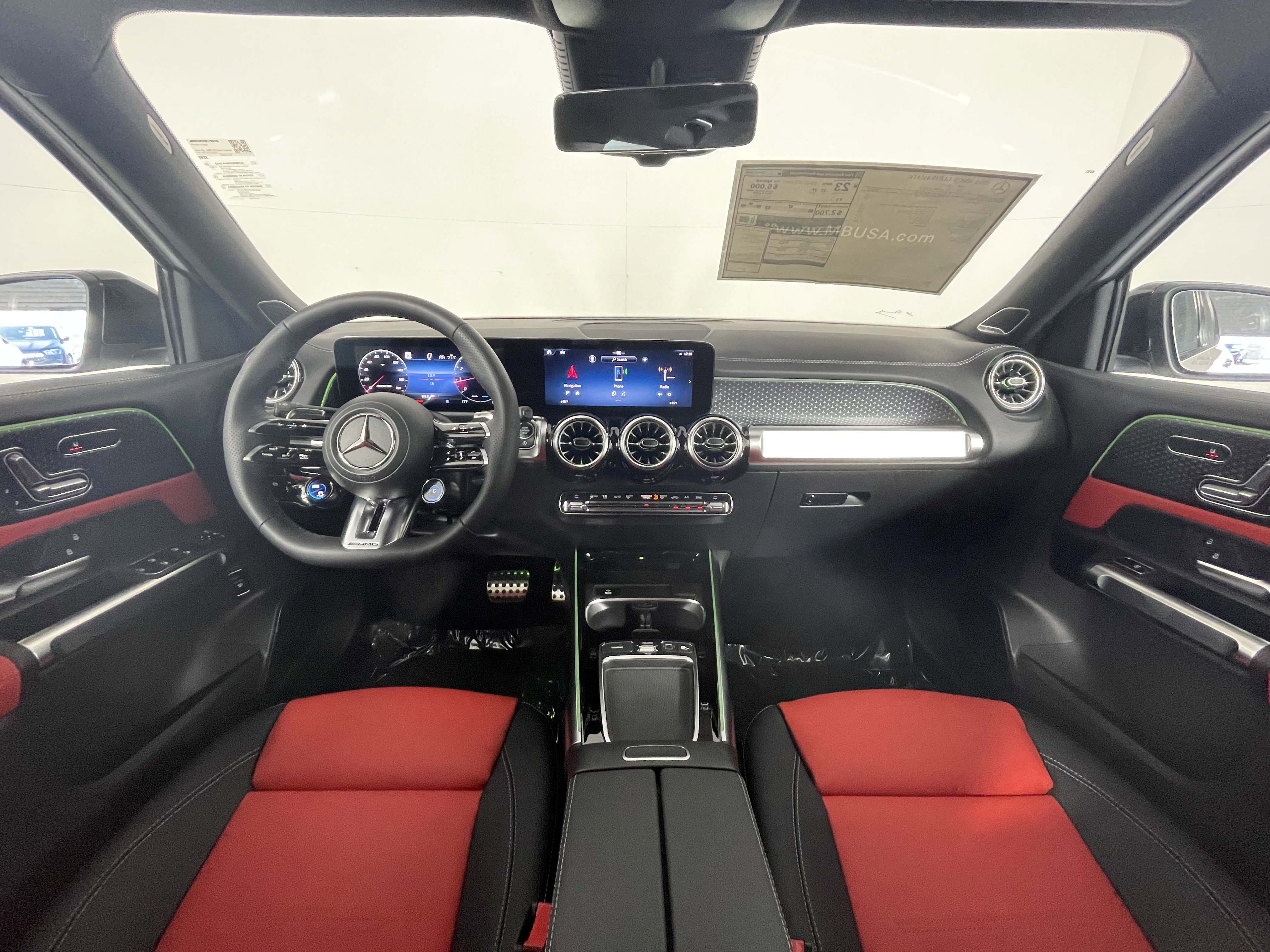 New 2026 Mercedes-Benz GLB 35 AMG 4MATIC image 11