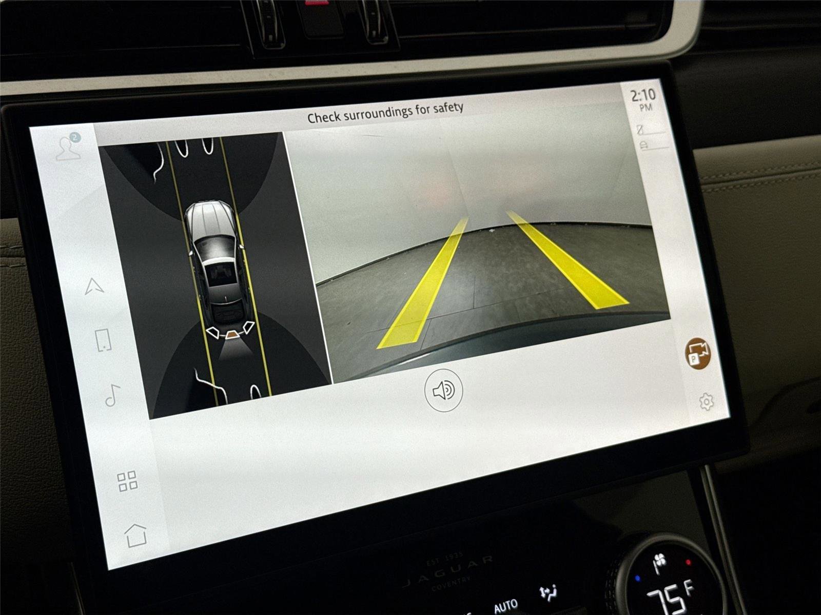 Used 2024 Jaguar XF R-Dynamic SE image 25