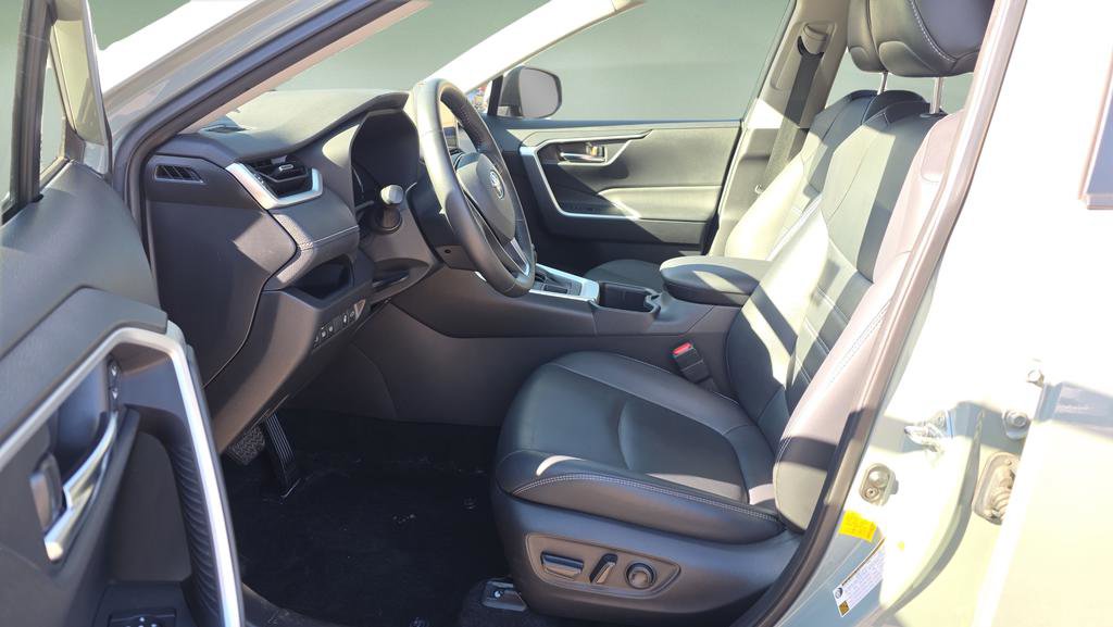 Certified 2023 Toyota RAV4 XLE Premium image 10