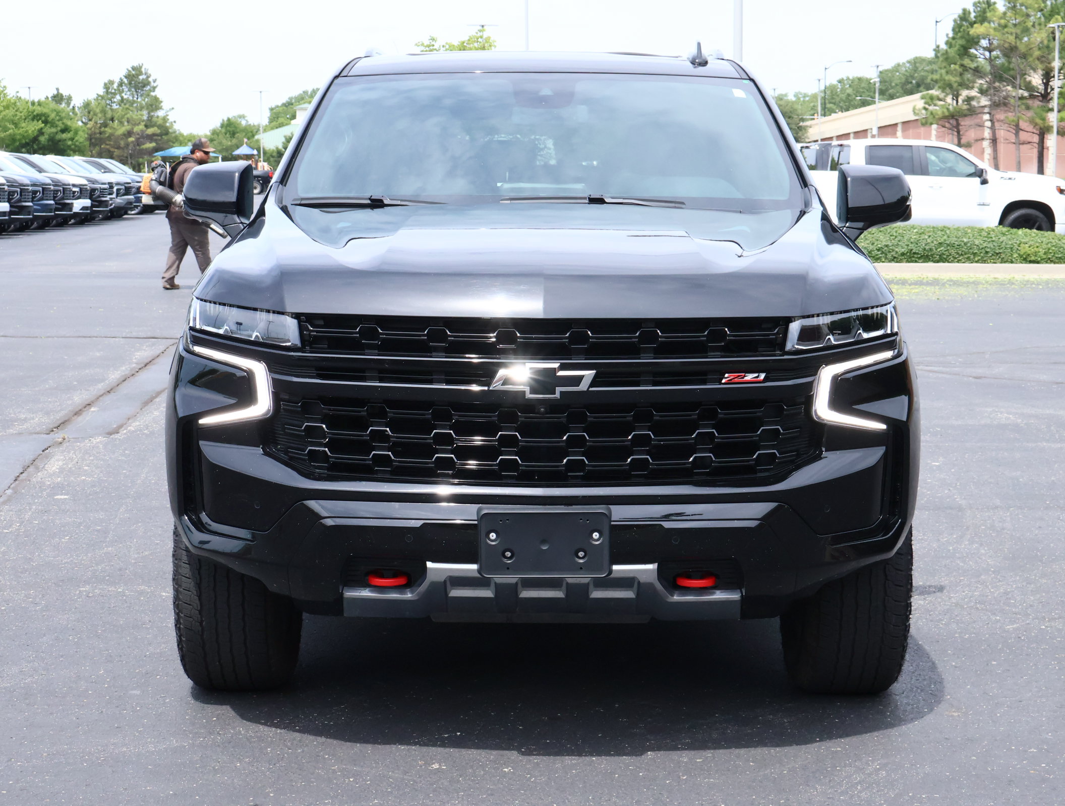 Used 2024 Chevrolet Tahoe Z71 w/ Z71 Off-Road Package AWD/4WD image 33