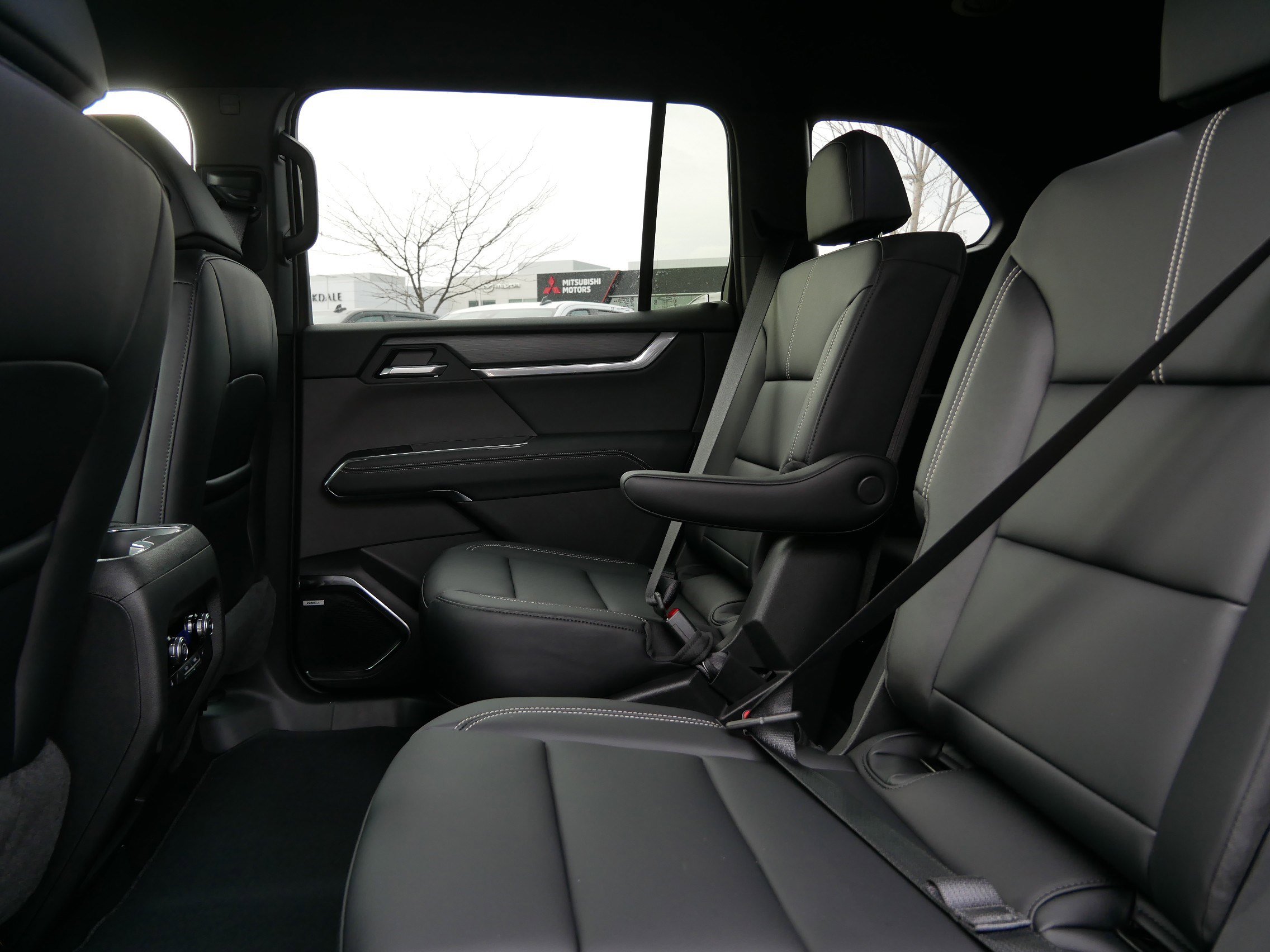 New 2026 GMC Acadia Elevation image 5