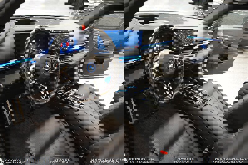 Used 2024 BMW i5 M60 w/ Premium Package image 12