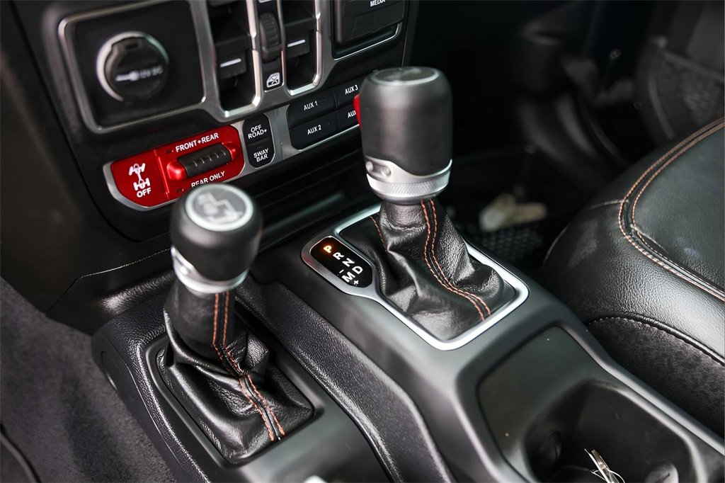 Used 2021 Jeep Wrangler Unlimited Rubicon w/ Xtreme Recon 35" Tire Package image 21