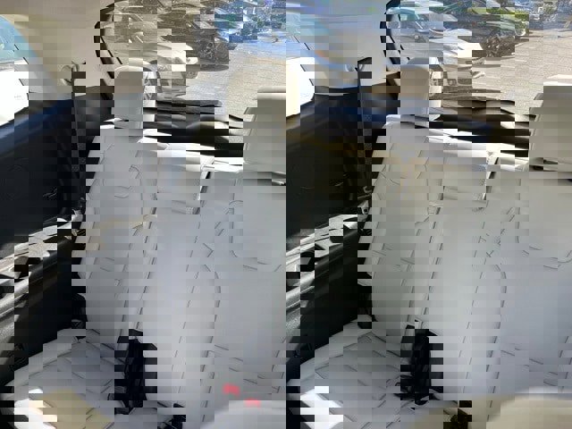 Used 2024 Kia Telluride S w/ S Sunroof Package image 8