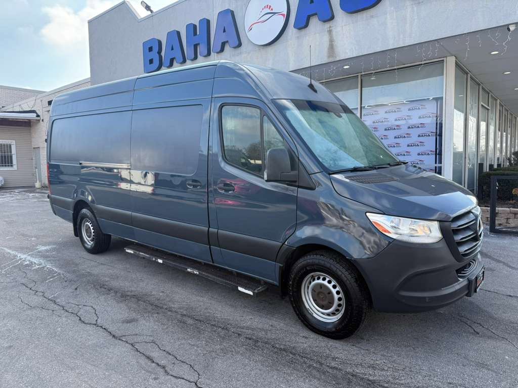 Used 2019 Mercedes-Benz Sprinter 170 image 3