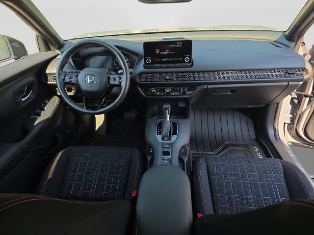 Used 2024 Honda HR-V Sport image 11