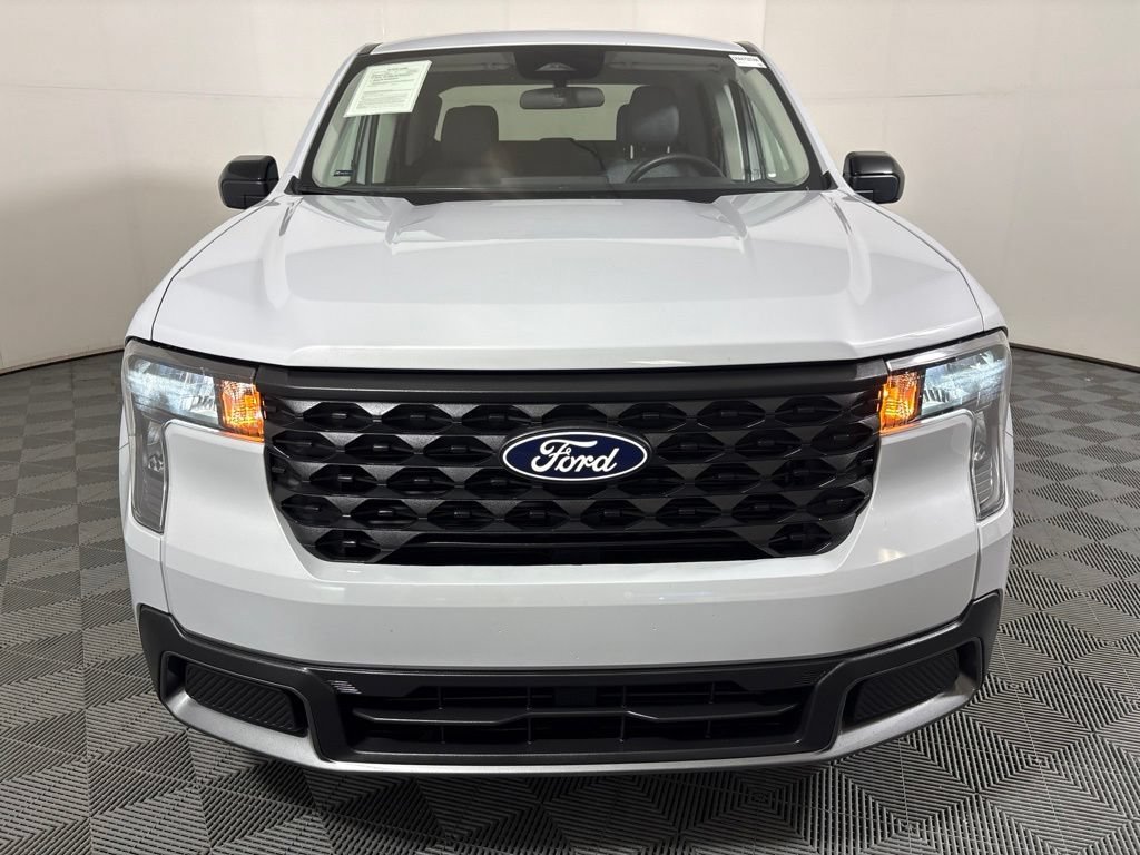 Used 2025 Ford Maverick XLT w/ XLT Luxury Package AWD/4WD image 3