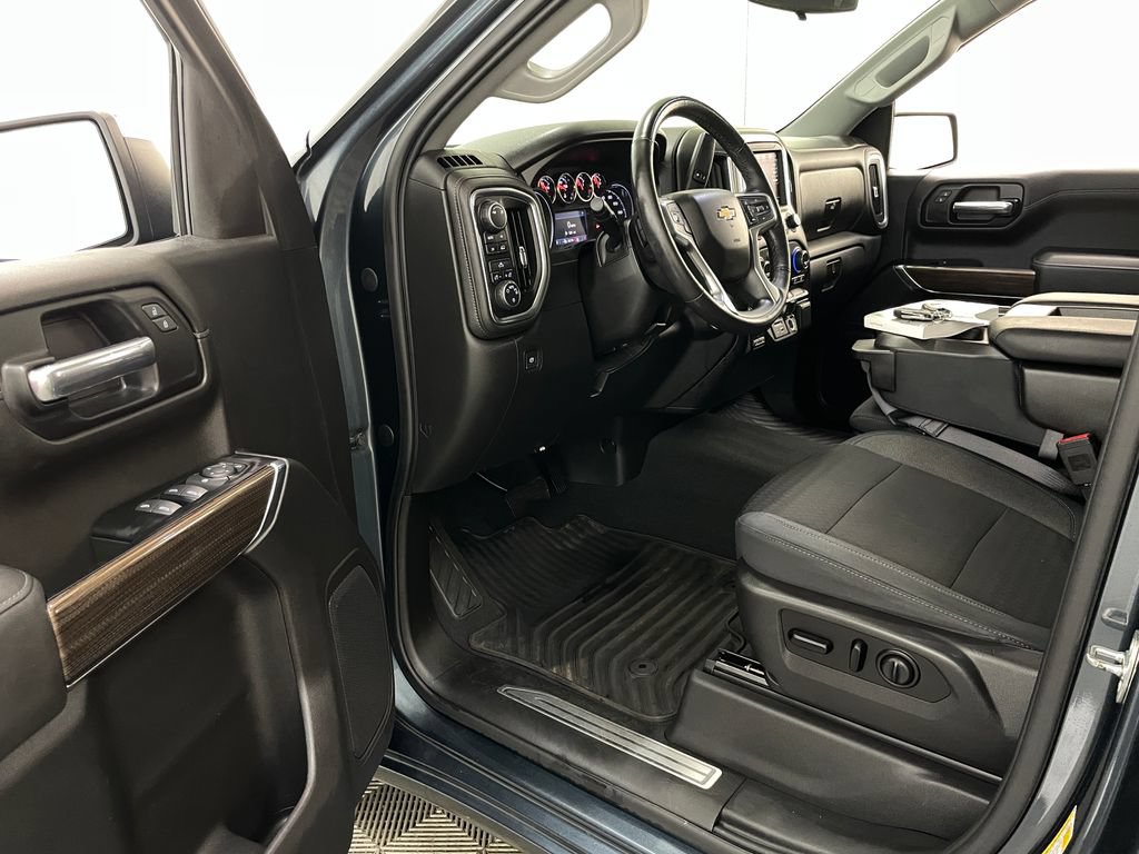 Used 2019 Chevrolet Silverado 1500 LT w/ All-Star Edition AWD/4WD image 21