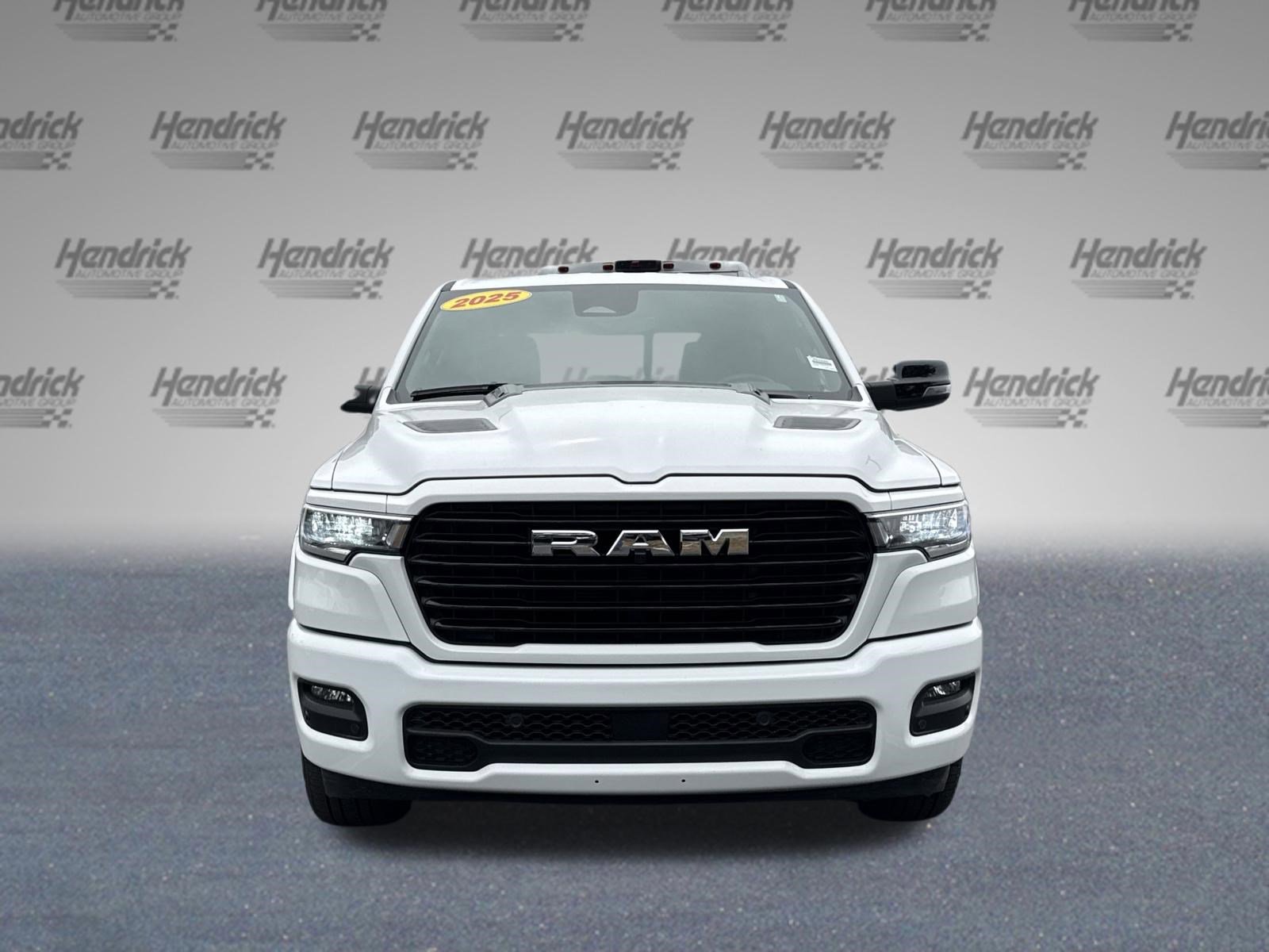 Used 2025 RAM 1500 Laramie w/ Sport Appearance Package AWD/4WD image 5