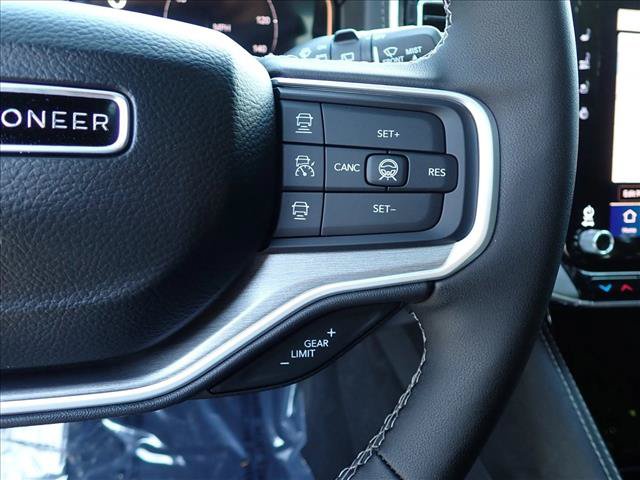 New 2026 Jeep Grand Wagoneer Limited AWD/4WD image 17
