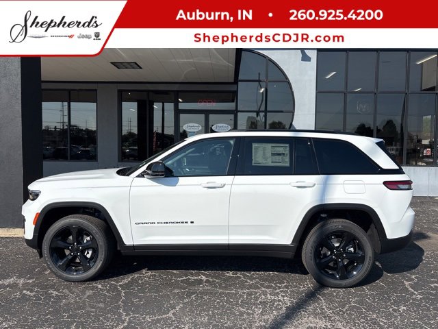 New 2025 Jeep Grand Cherokee Altitude
