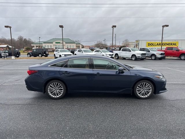 Used 2019 Toyota Avalon image 9