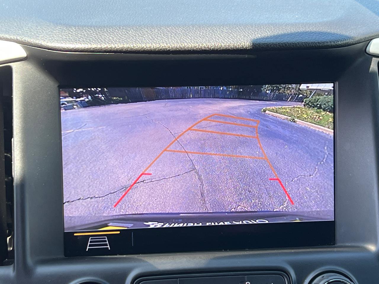 Used 2019 GMC Terrain SLE w/ Driver Convenience Package AWD/4WD image 26