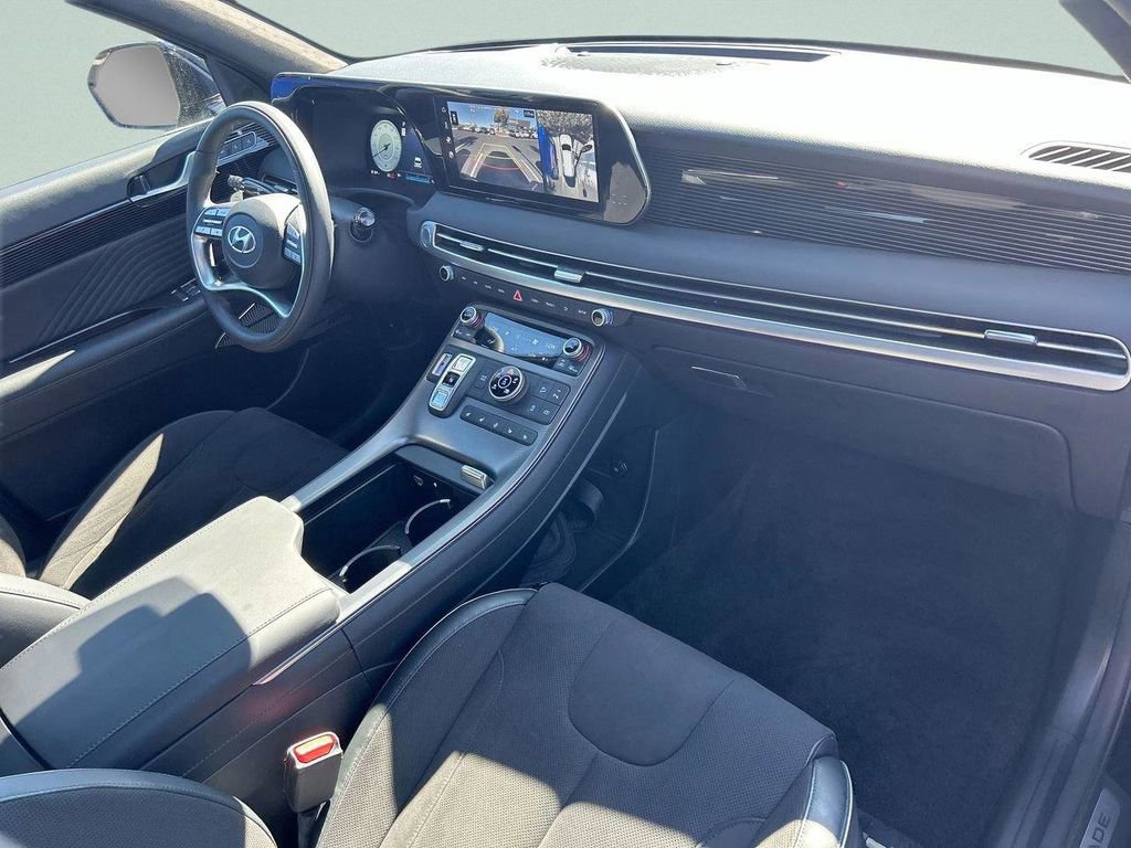Used 2024 Hyundai Palisade Calligraphy image 22