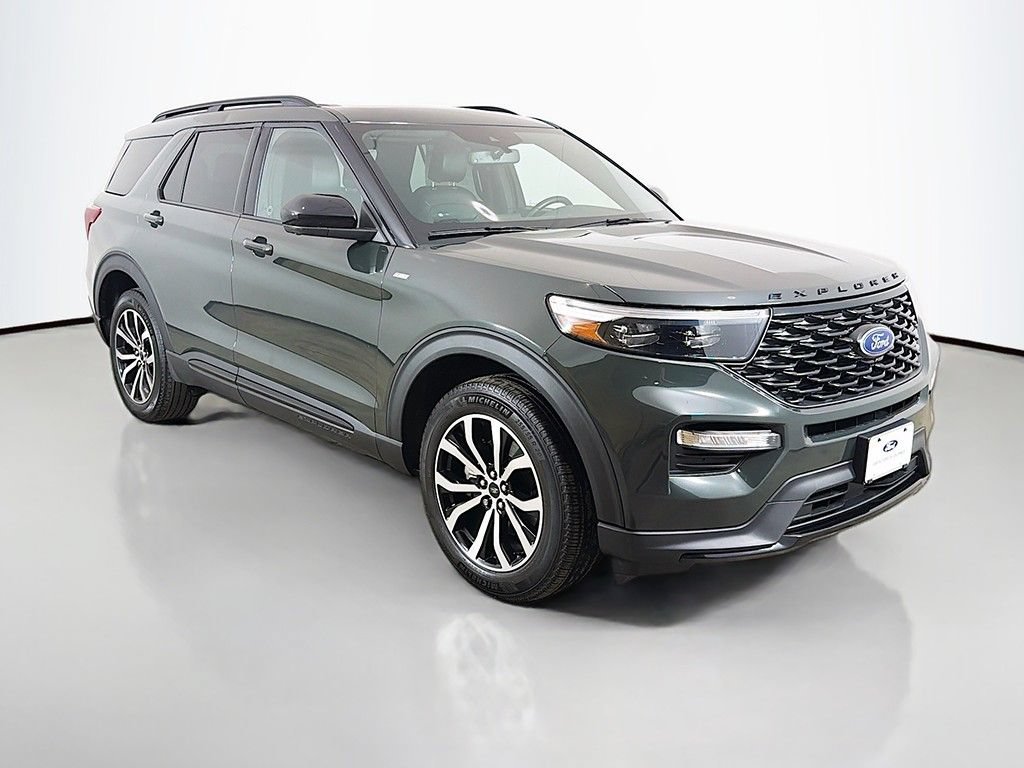 Used 2023 Ford Explorer ST-Line w/ Class IV Trailer Tow Package AWD/4WD image 48
