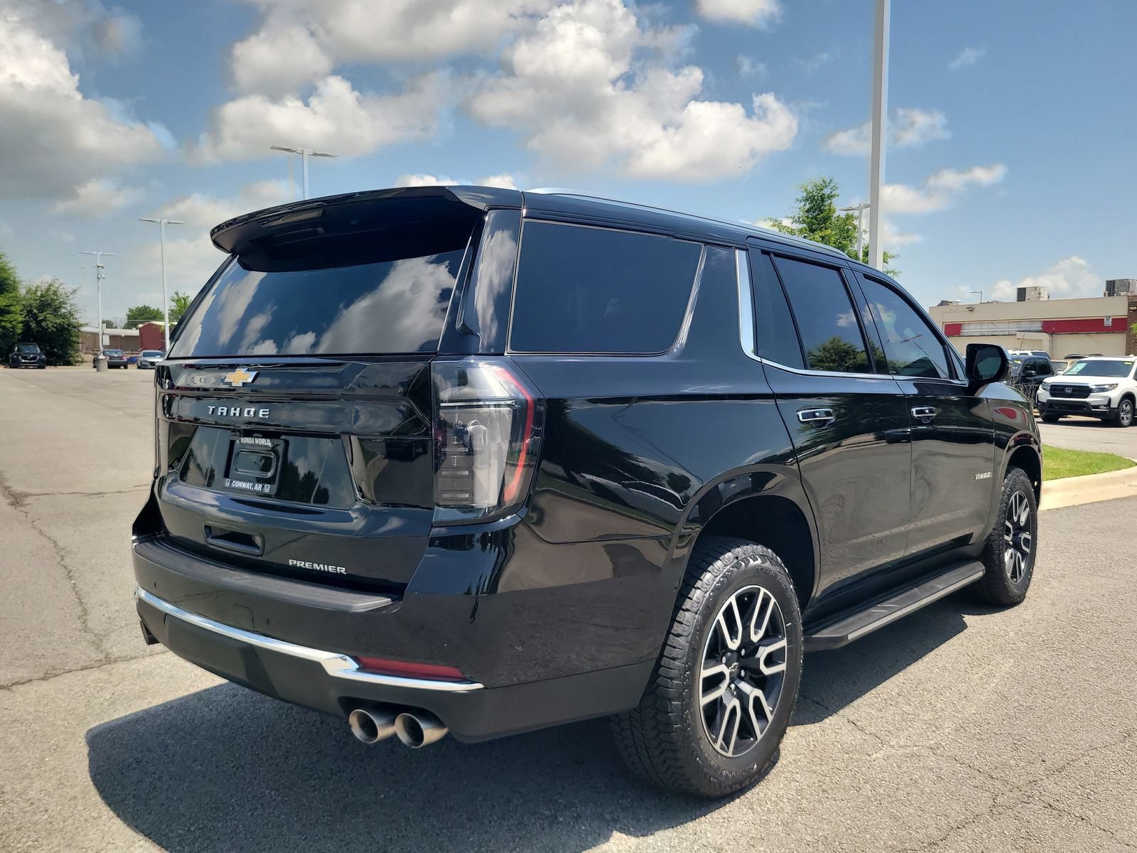 Used 2026 Chevrolet Tahoe Premier w/ Sun And Tow Package AWD/4WD image 3