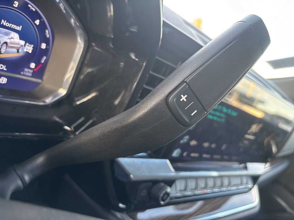 Used 2024 Chevrolet Silverado 1500 LT image 23