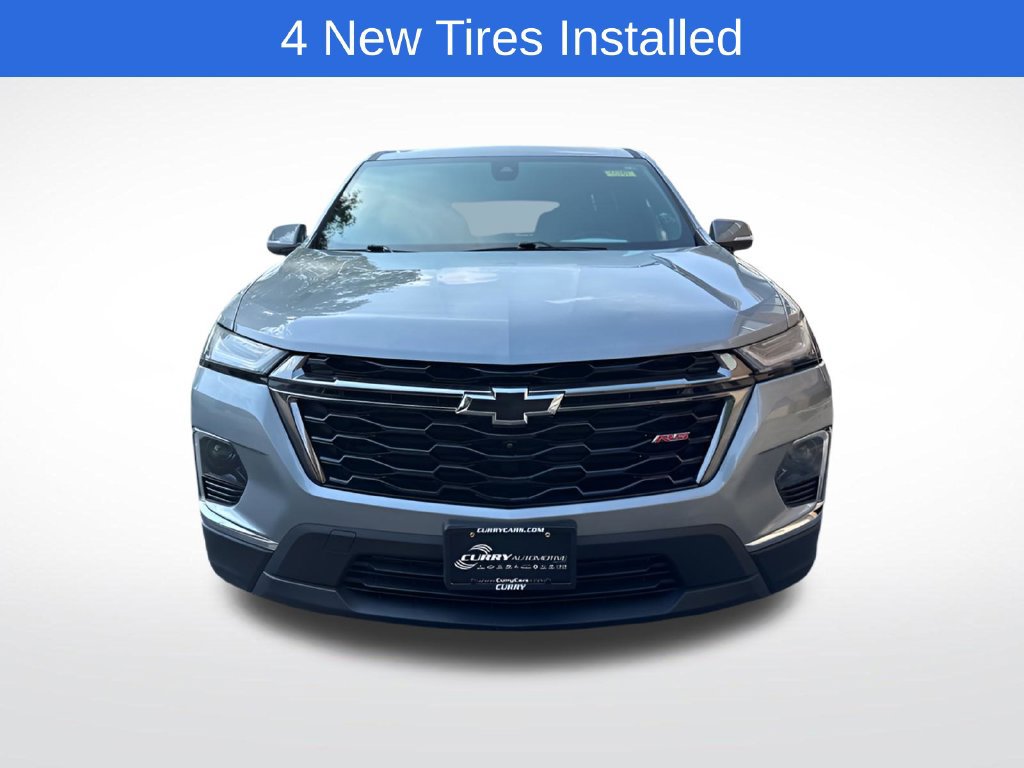 Used 2023 Chevrolet Traverse RS w/ LPO, Floor Liner Package AWD/4WD image 2