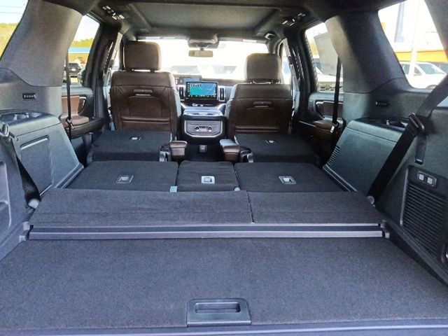 New 2025 Ford Expedition King Ranch image 32