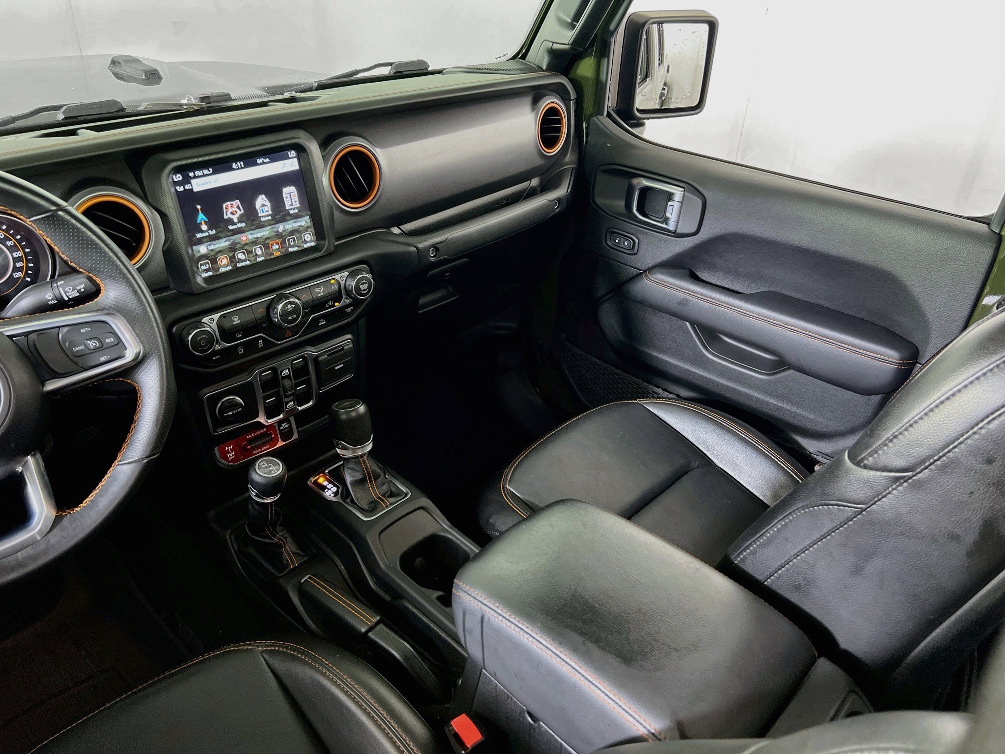 Used 2023 Jeep Gladiator Mojave w/ Trailer Tow Package AWD/4WD image 22