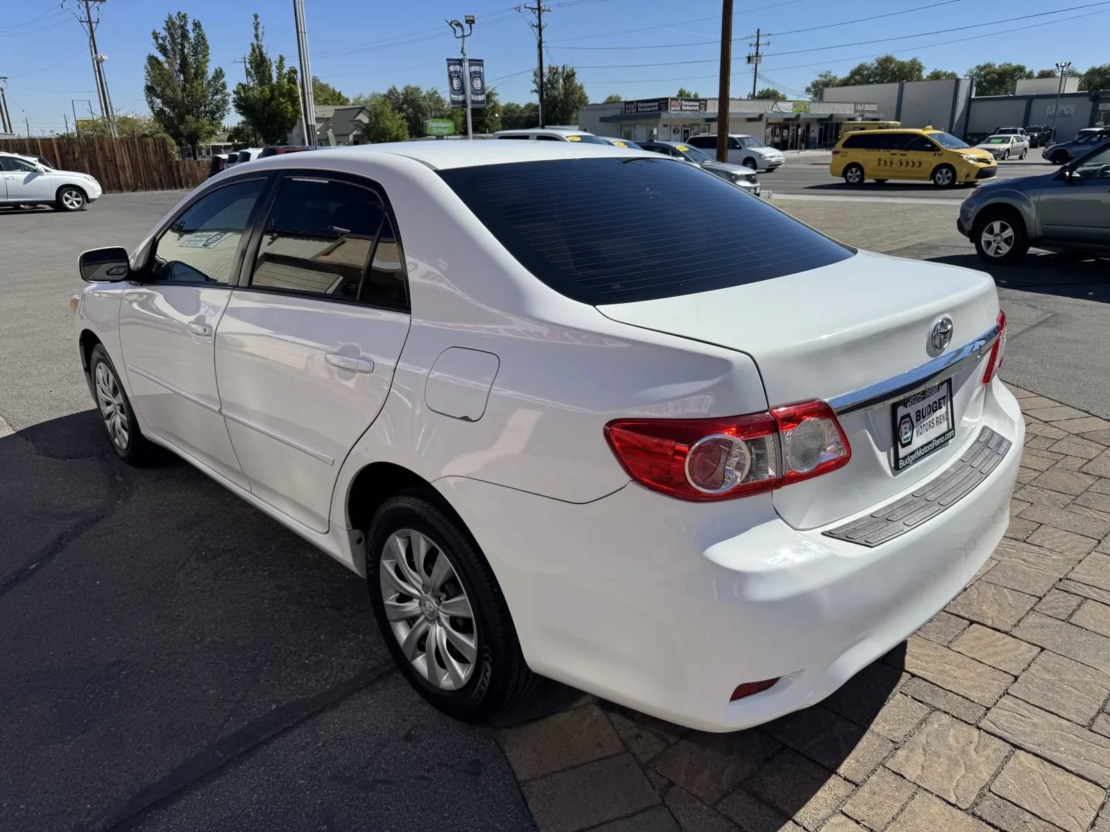 Used 2012 Toyota Corolla LE FWD image 4
