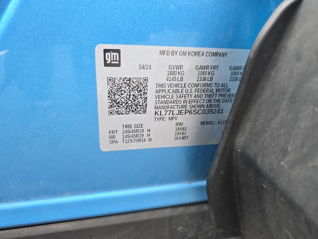 Used 2025 Chevrolet Trax RS w/ Driver Confidence Package FWD image 35