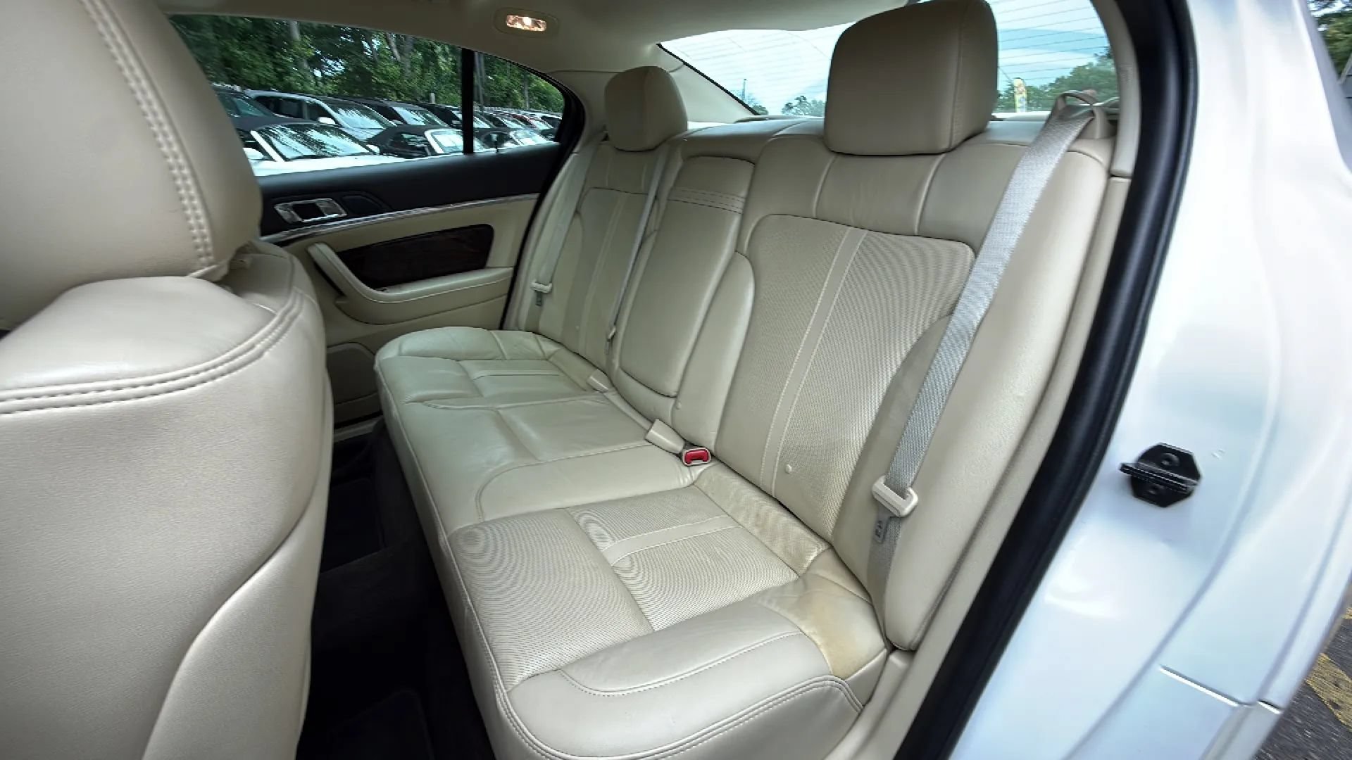 Used 2014 Lincoln MKS AWD w/ Equipment Group 101A image 24