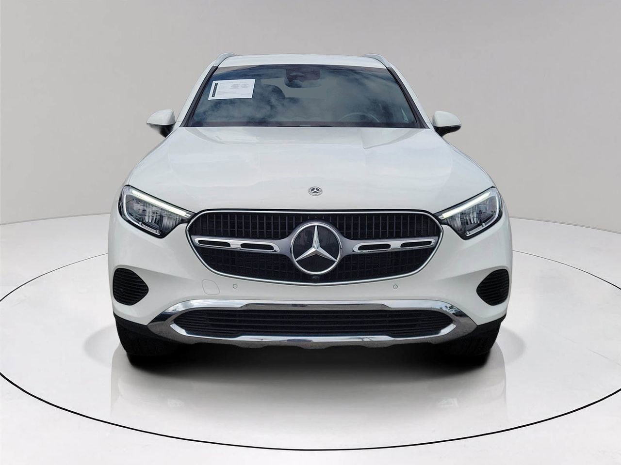 Certified 2024 Mercedes-Benz GLC 300 image 2